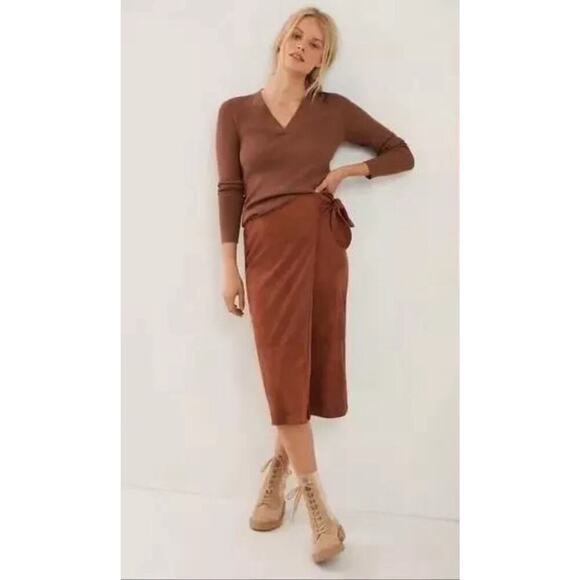 Maeve Thea Ribbed V-Neck Sweater Top Medium Honey Brown Metallic Anthropologie - Picture 1 of 9